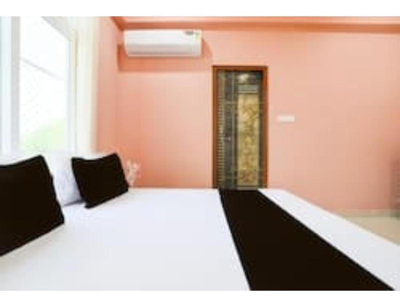 Homestay Shri Gopal Upwan Lawn & Banquet, Varanasi